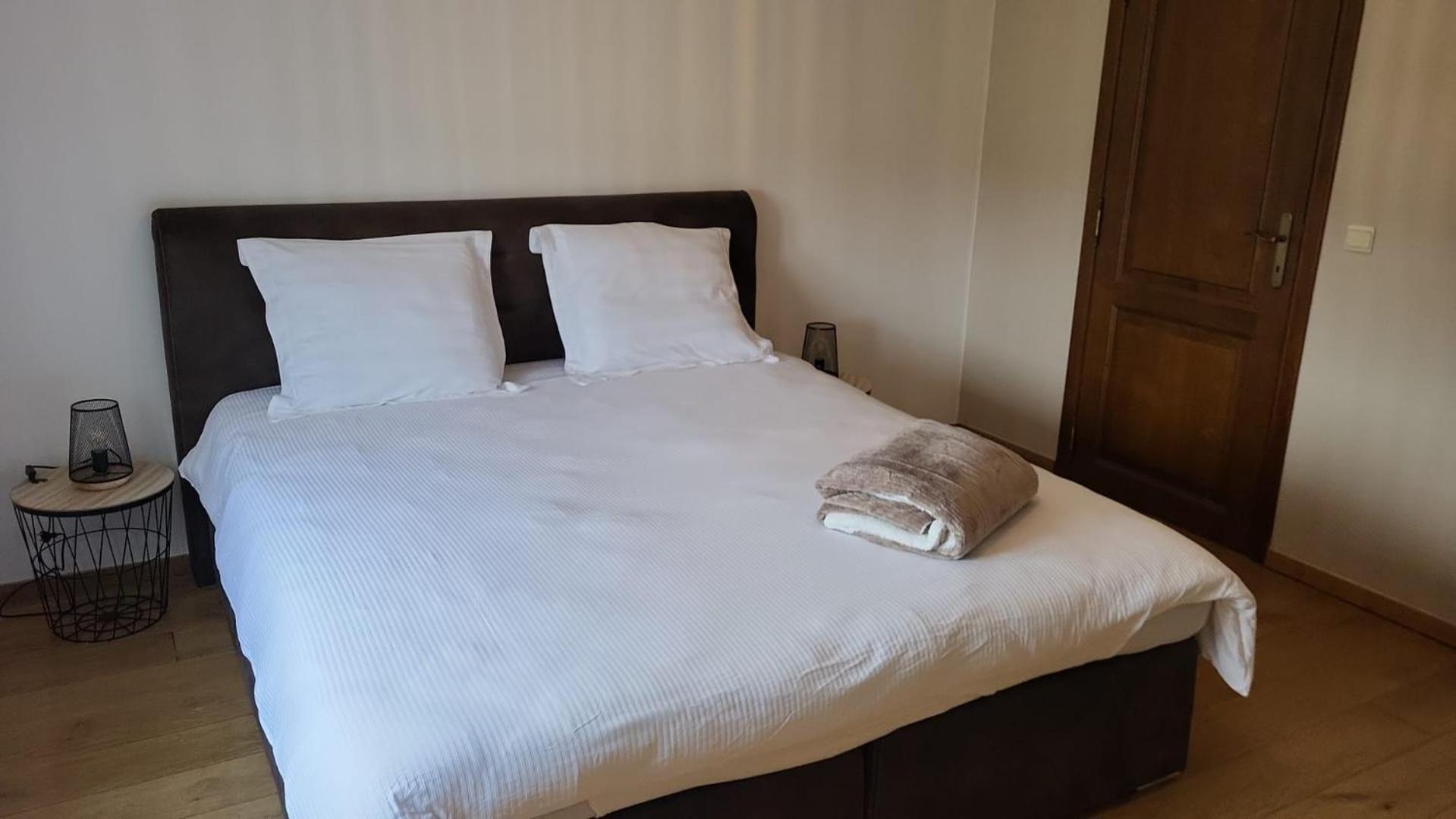 خنت Villazzo المظهر الخارجي الصورة